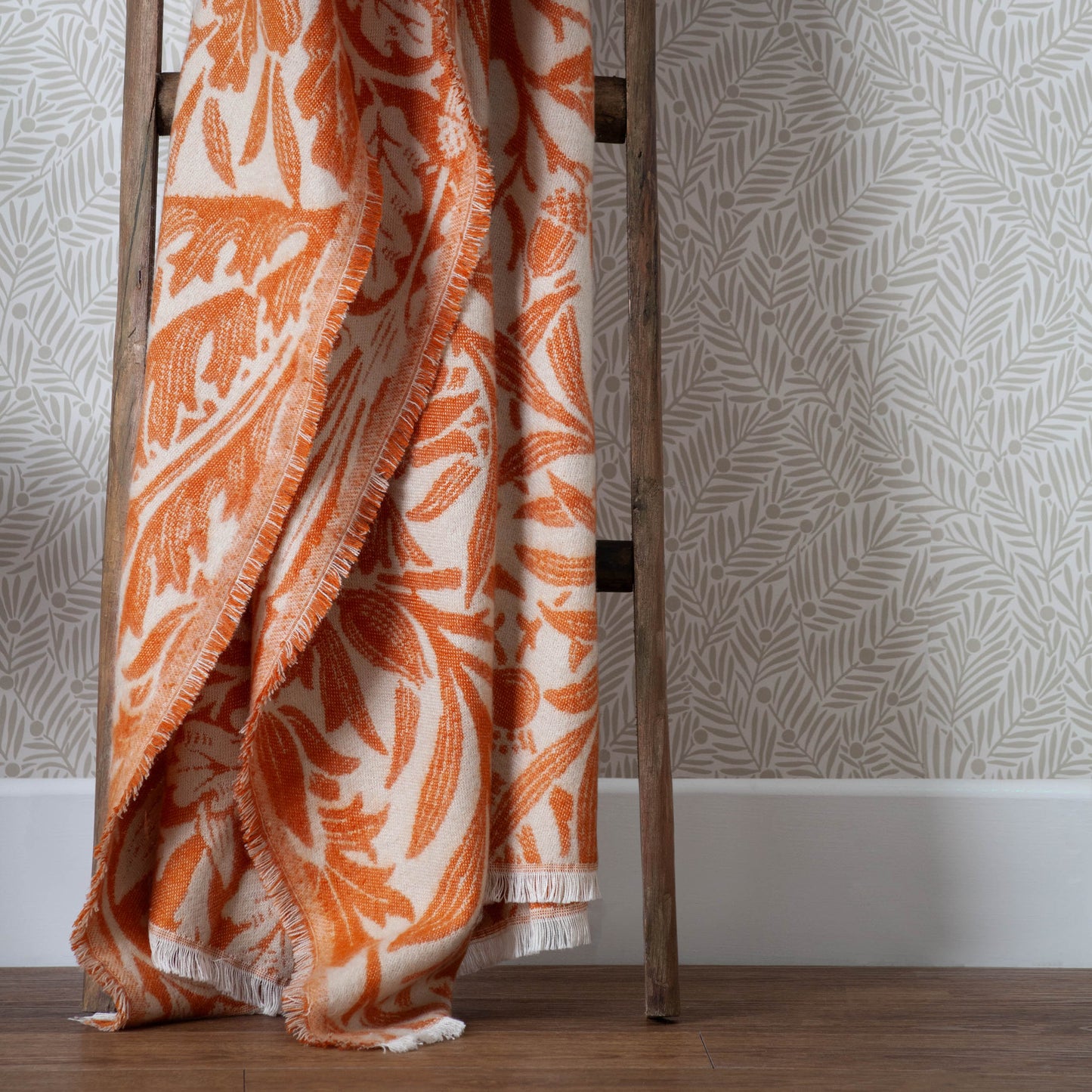 Acorn Tonal Jacquard Throw Brick