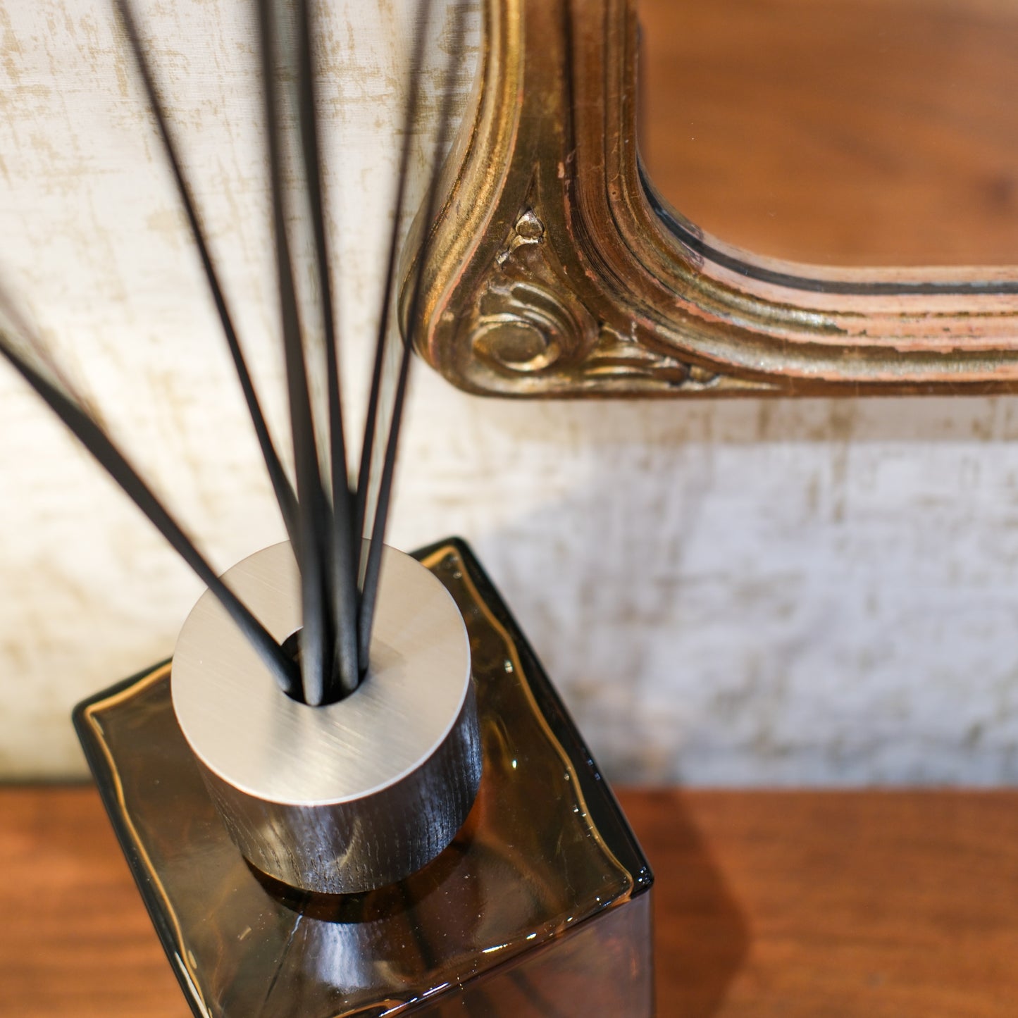 Moroccan Amber Brown Reed Diffuser