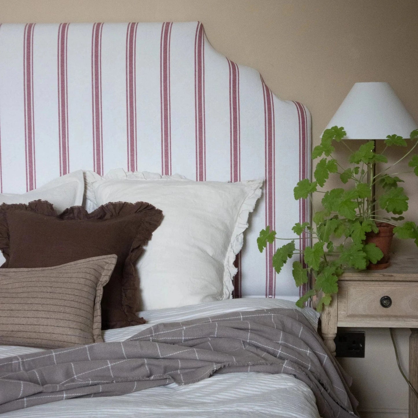 Cream Ruffle Cushion
