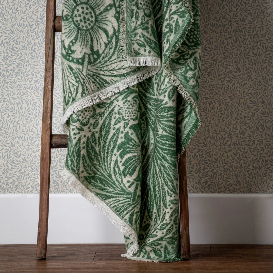 Morris & Co. Marigold Jacquard Throw - Green