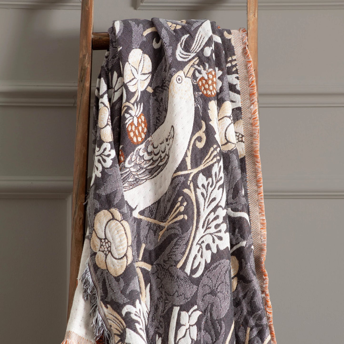 Morris & Co Strawberry Thief Jacquard Throw - Biscuit