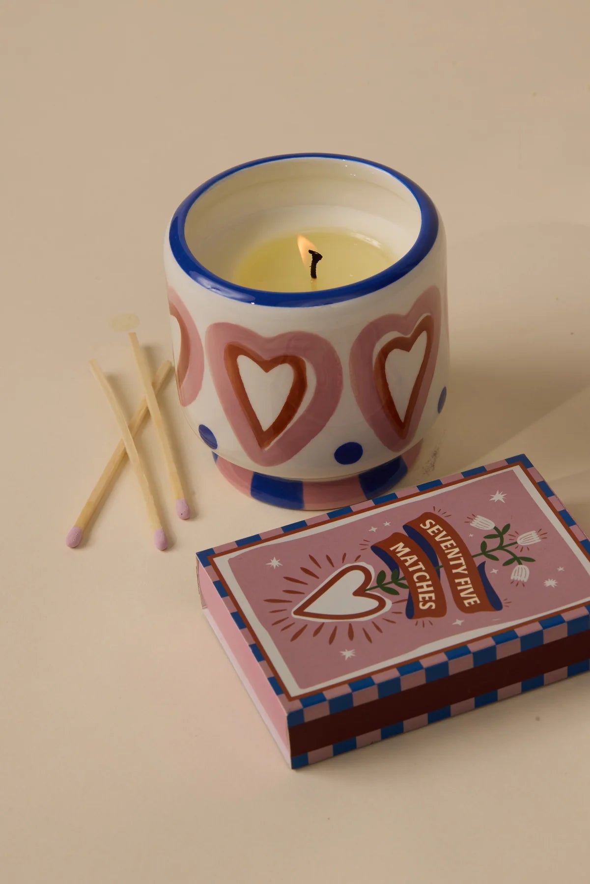 A Dopo Hearts Ceramic Candle - Rosewood Vanilla