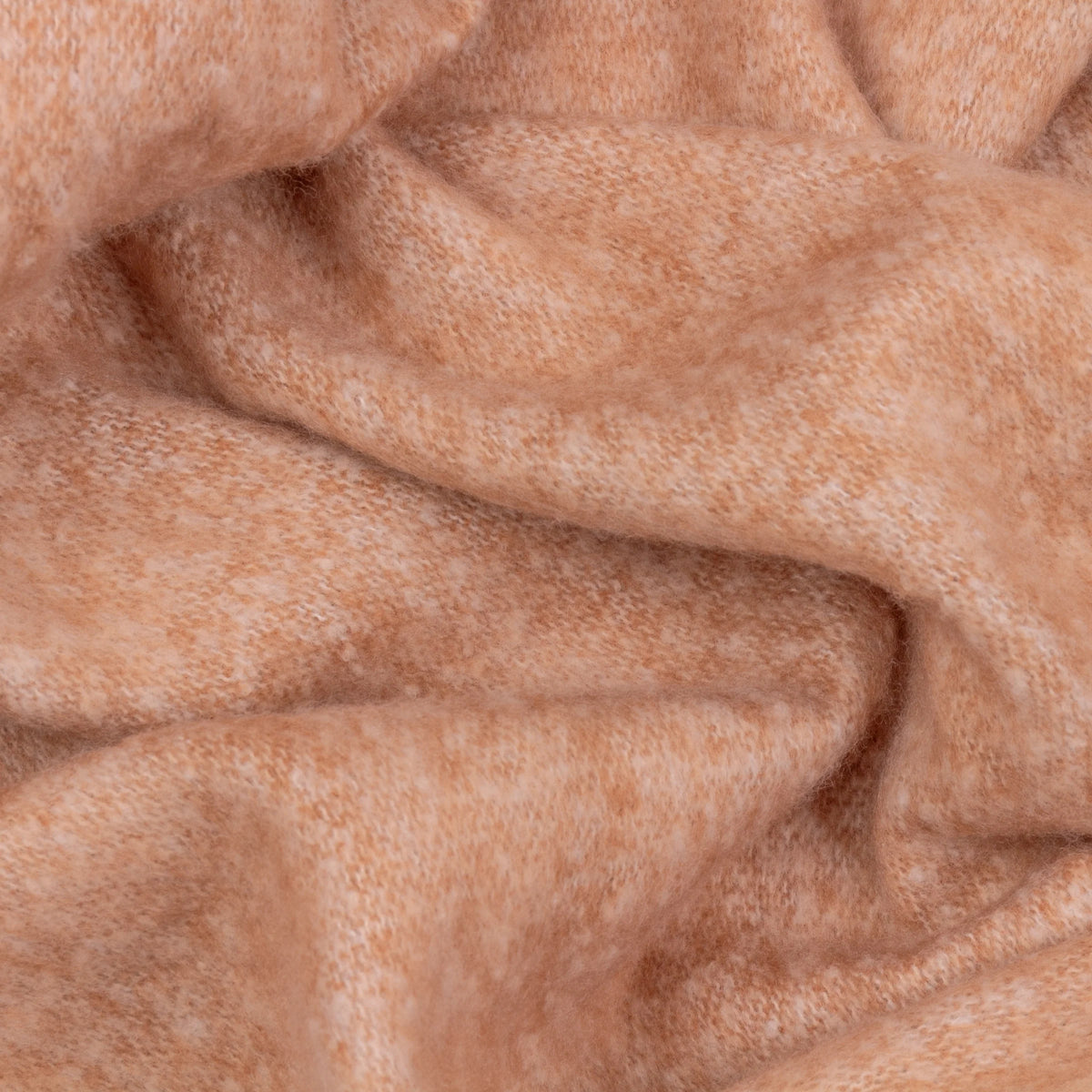 Cozy Woven Tasselled Throw – Rust