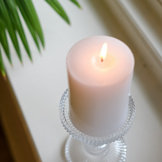 Clear Ribbed Candle Holder