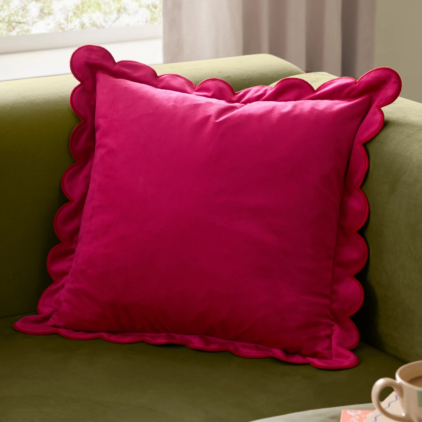 Lil Scallop Velvet Cushion - Pink and Red