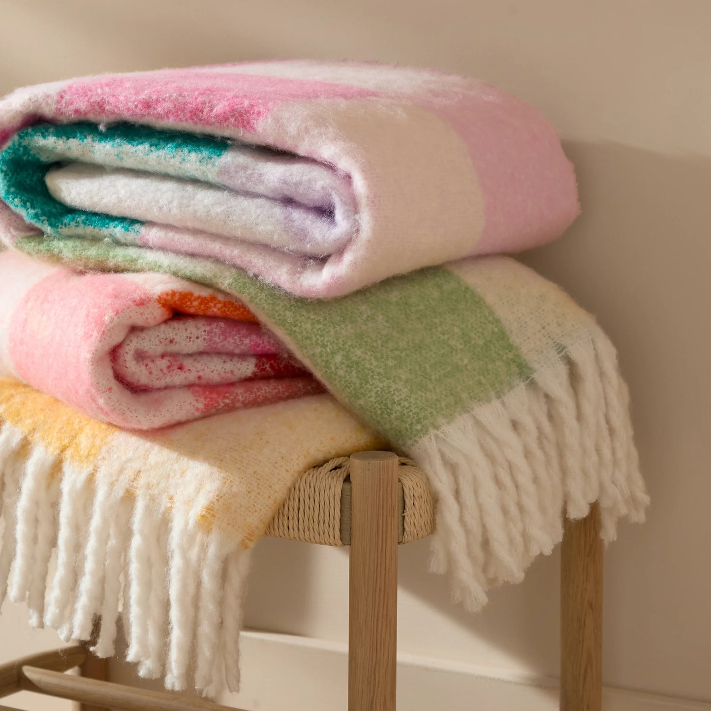 Maisie Checked Tasselled Throw - Citrus Blush