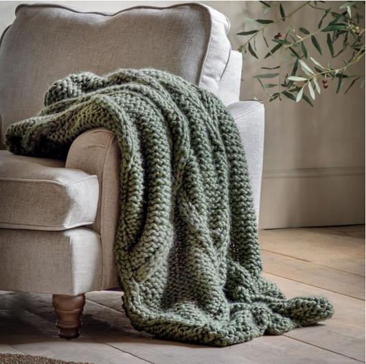 Cable Knit Diamond Throw - Olive