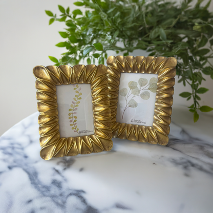 Small Gold Pleated Photo Frame