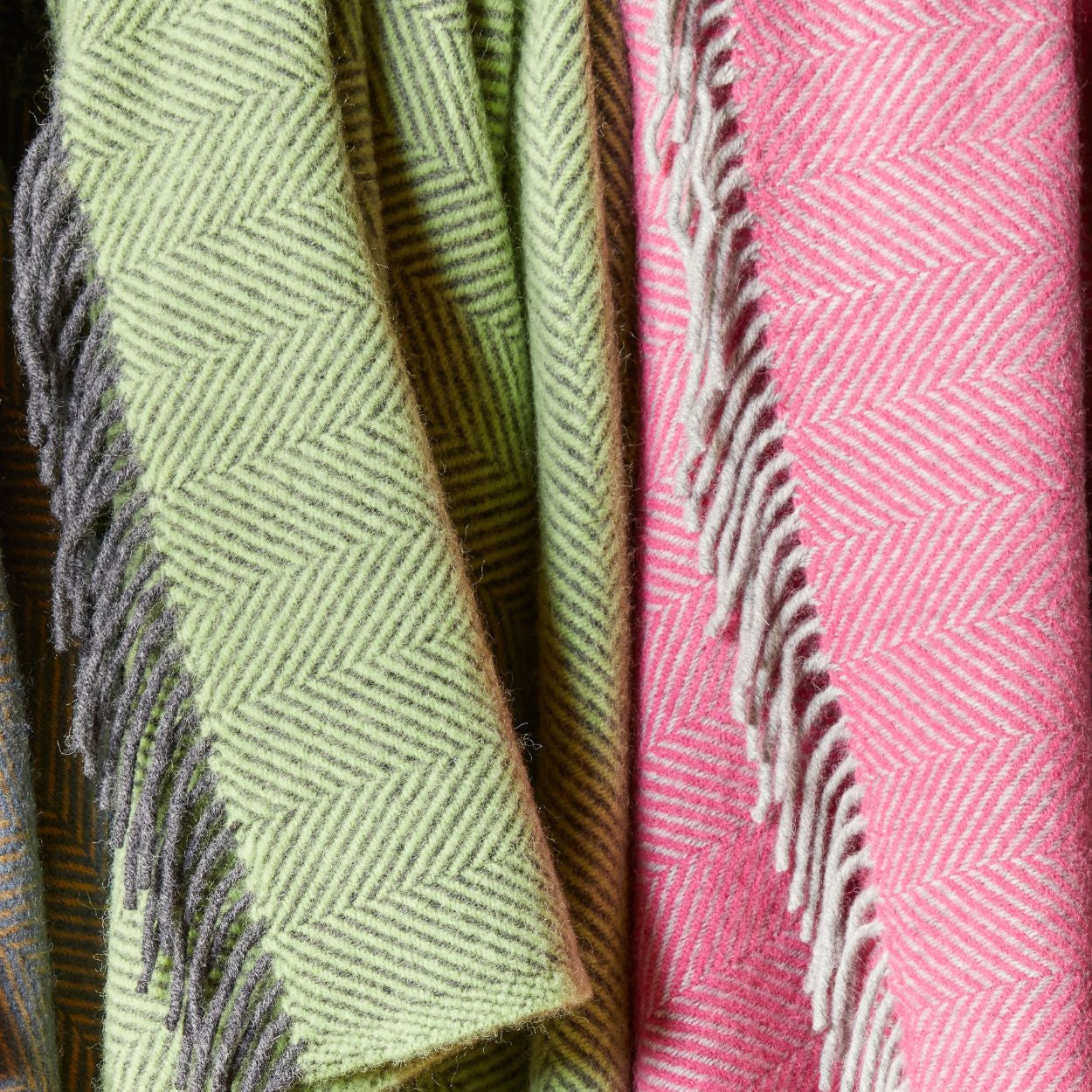 Tweedmill Herringbone Pure New Wool Throw Pink & Silver